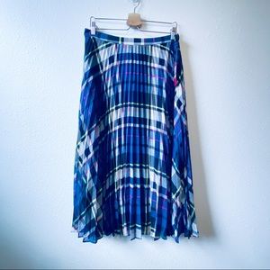 Vince Camuto Midi Pleated Plaid Skirt Blue Large